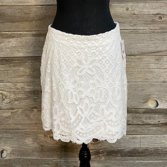 🌟🌺Free People Lace Ivory Skirt 🌺🌟 - Picture 1 of 7